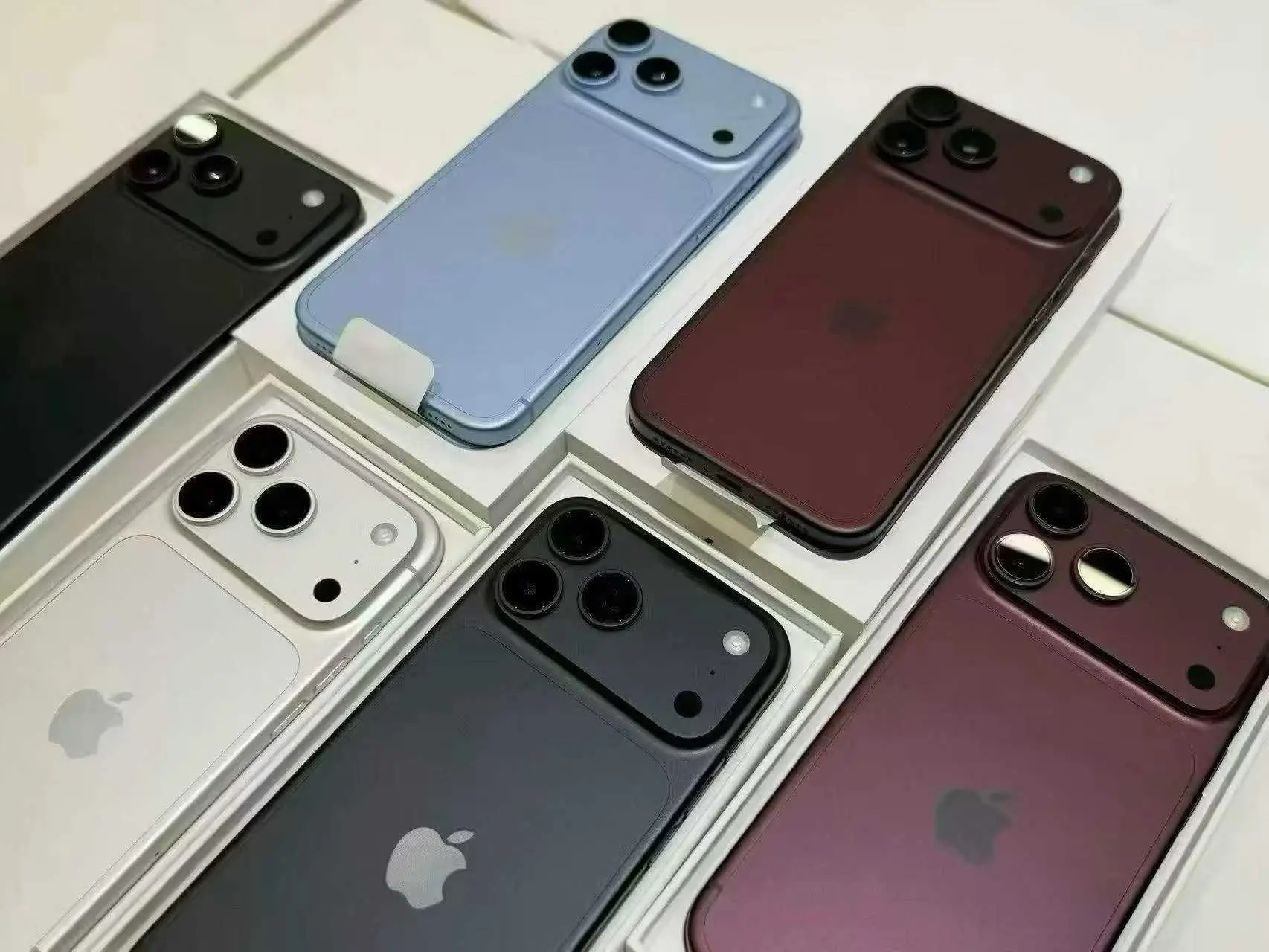 Apple iPhone 18 Pro Max, iPhone 18 Pro,  Apple iPhone Duo , iPhone 17 Pro Max, iPhone 17 Pro, iPhone 17, iPhone Air, iPhone 16 Pro Max, Samsung Galaxy S26 Ultra