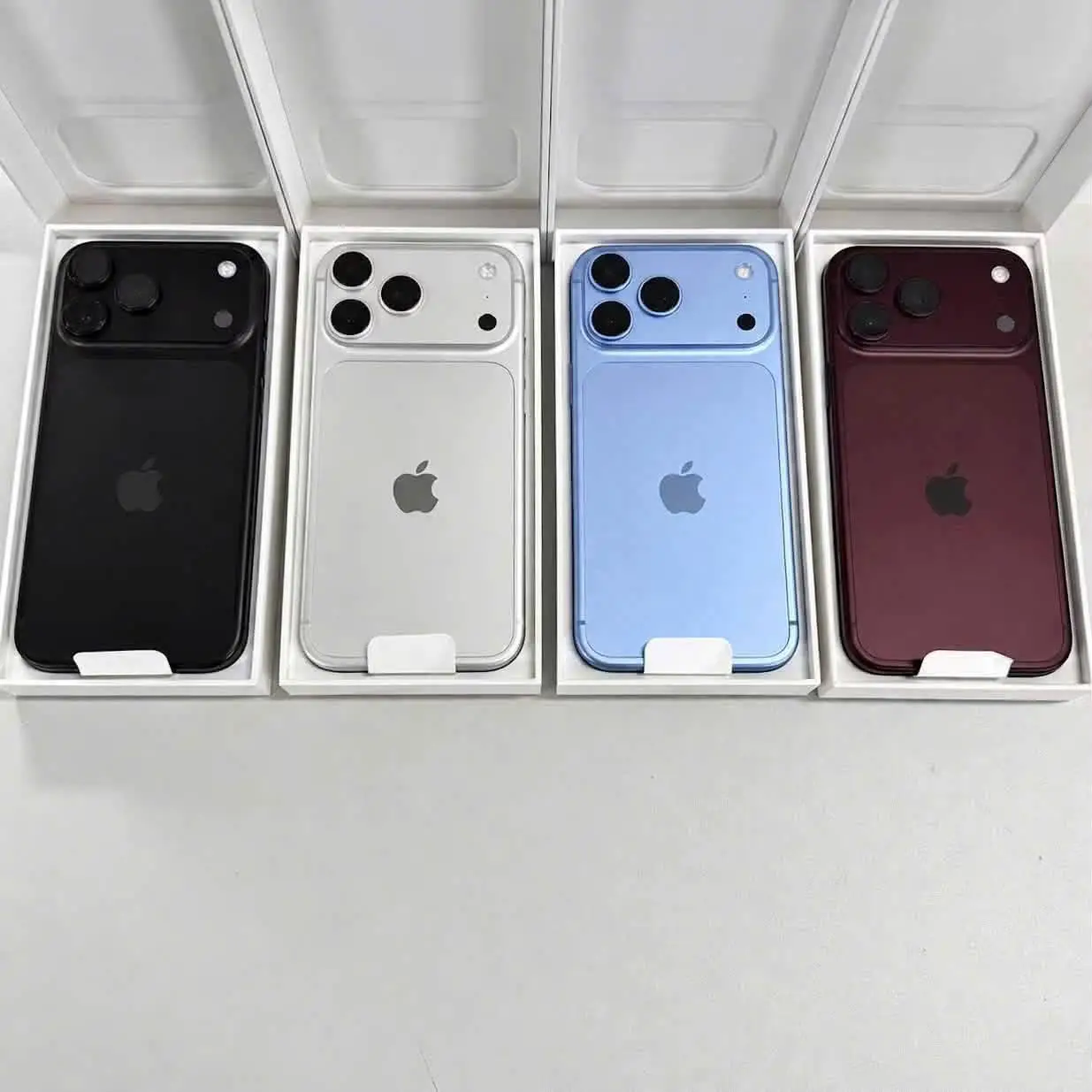 Apple iPhone 18 Pro Max, iPhone 18 Pro,  Apple iPhone Duo , iPhone 17 Pro Max, iPhone 17 Pro, iPhone 17, iPhone Air, iPhone 16 Pro Max, Samsung Galaxy S26 Ultra