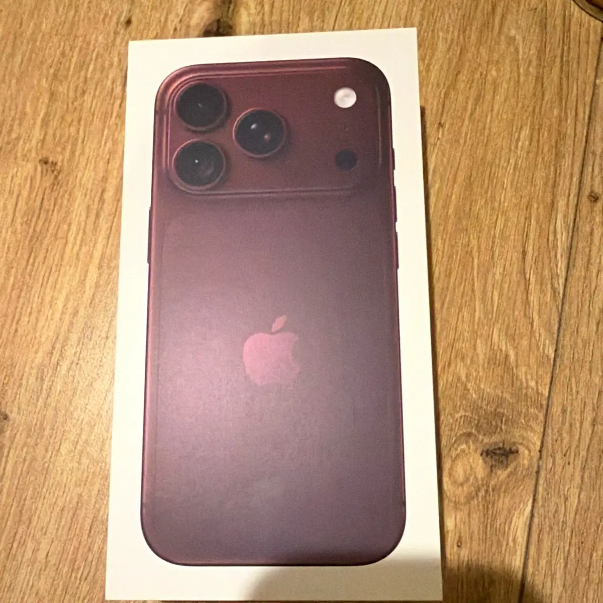 FOR SALE: BRAND NEW UNLOCKED APPLE IPHONE 18 PRO MAX 256GB $799